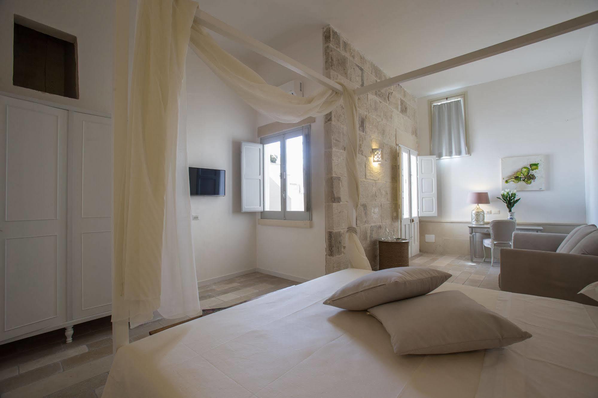 Li Pappi Antico Casale Bed and Breakfast Galatina Eksteriør billede