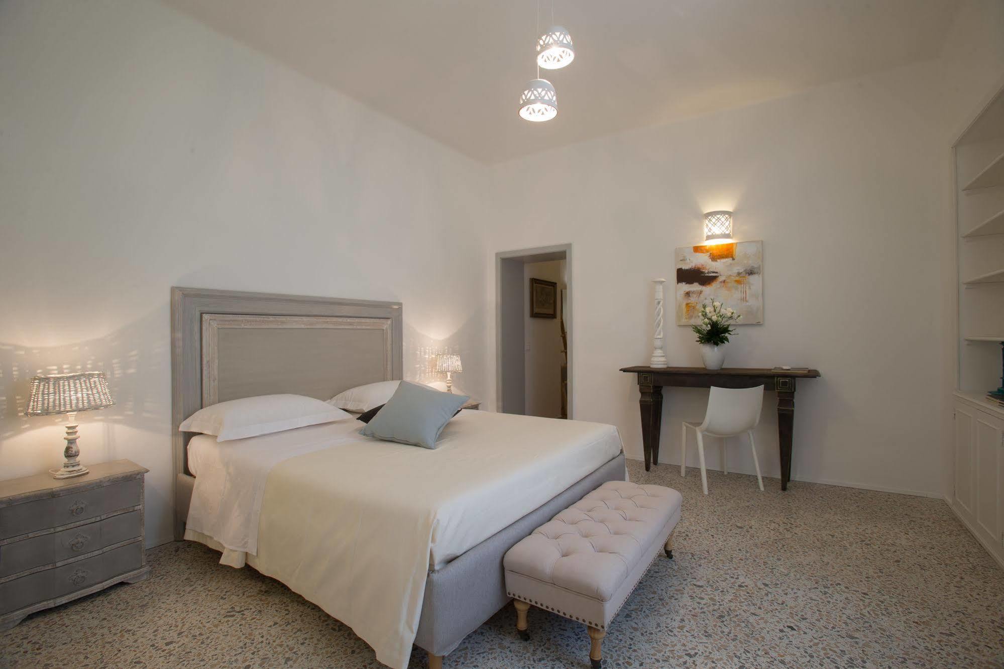Li Pappi Antico Casale Bed and Breakfast Galatina Eksteriør billede